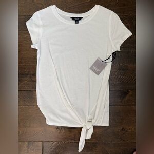 NWT Vera Wang White Knot-Front Short Sleeve Tee